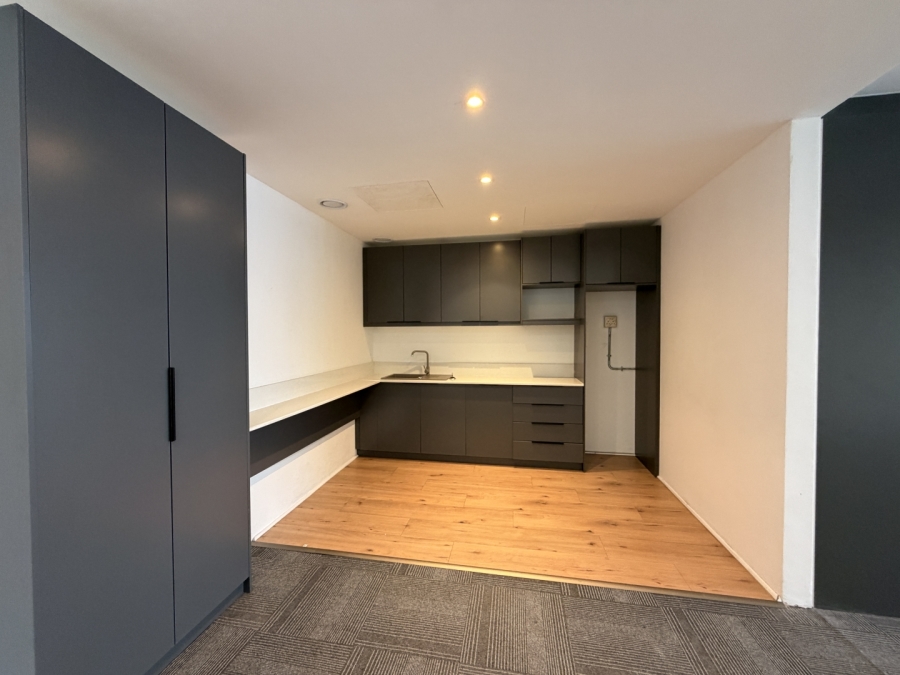 To Let Commercial Property for Rent in Sea Point Western Cape